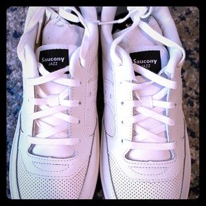 Brand new unisex Saucony Jazz sneakers